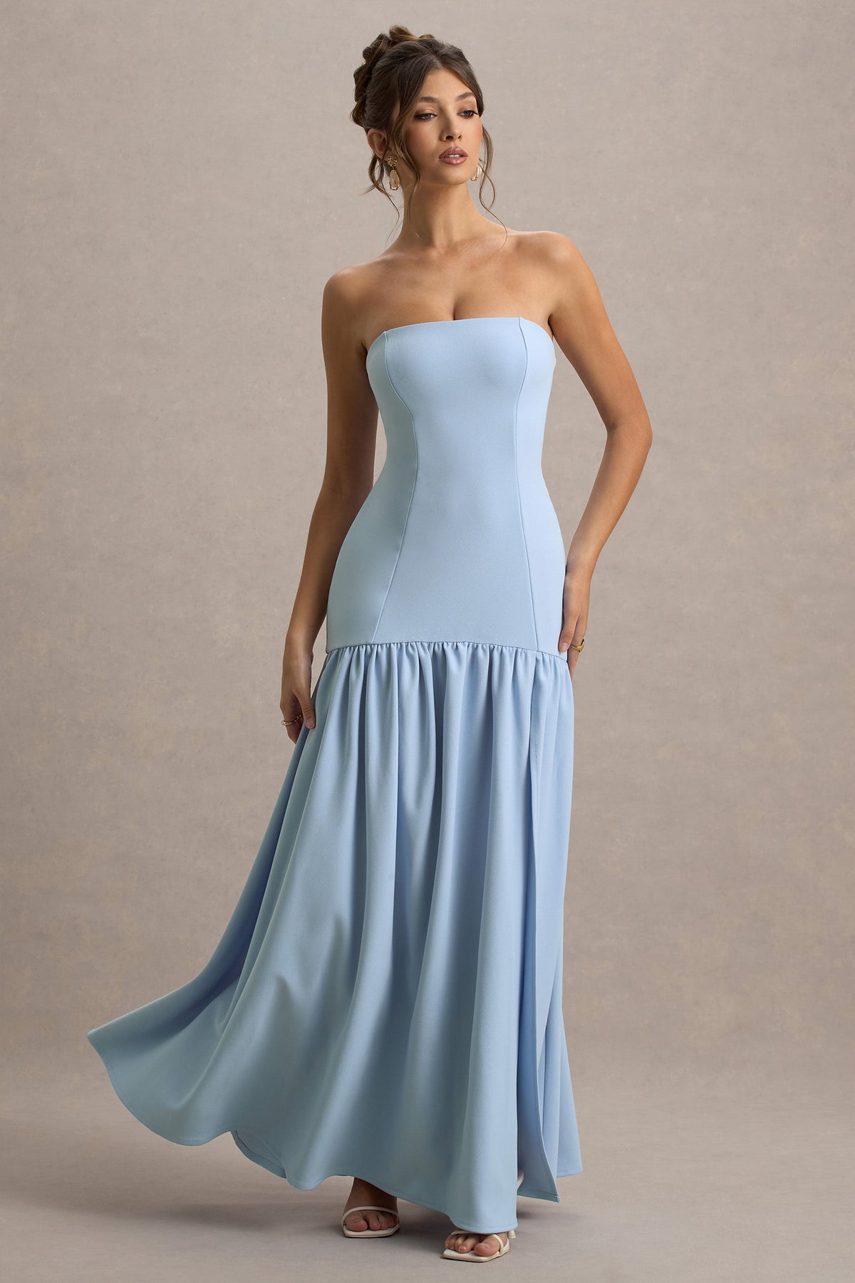 Penny | Puderblaues Bandeau-Maxikleid mit tiefer Taille