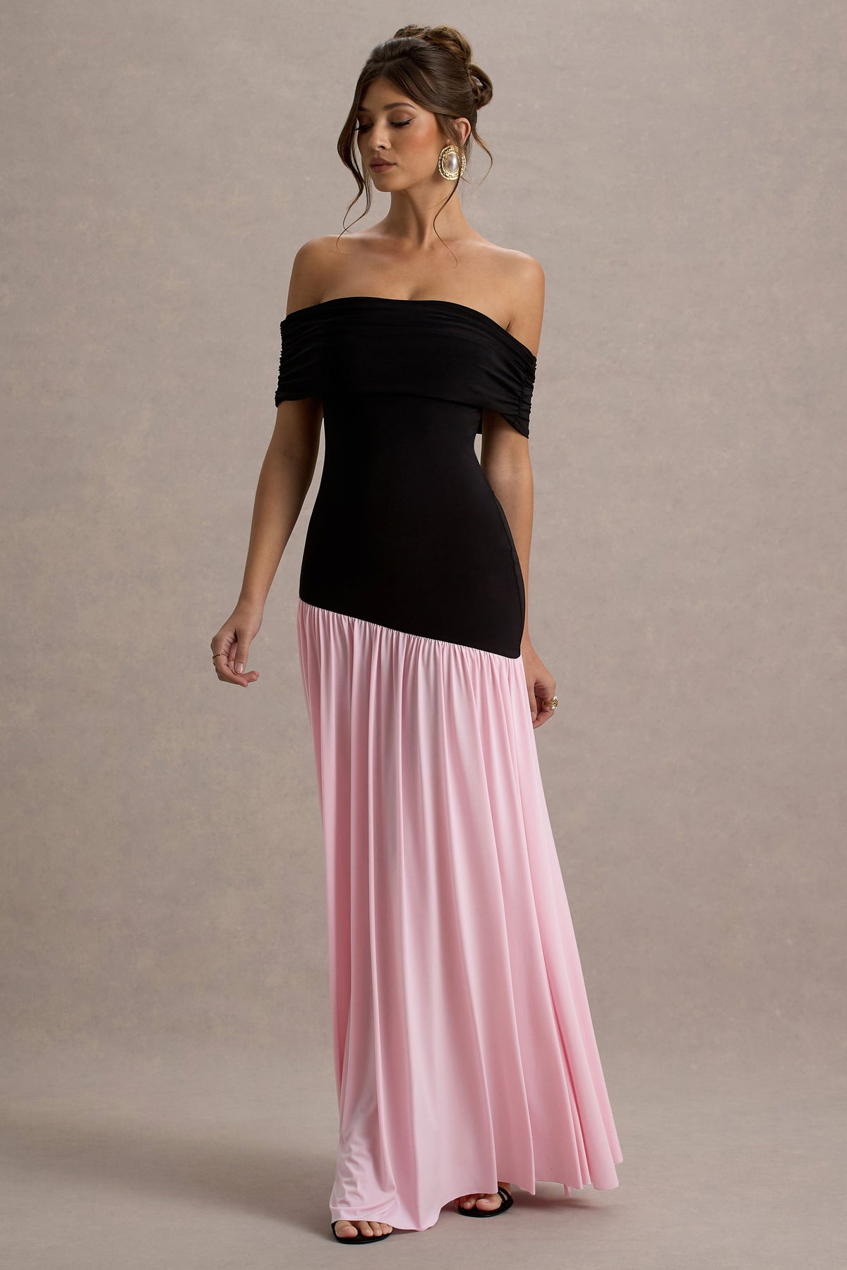Venezia | Schwarz-Pinkes Bardot-Maxikleid mit Puffrock