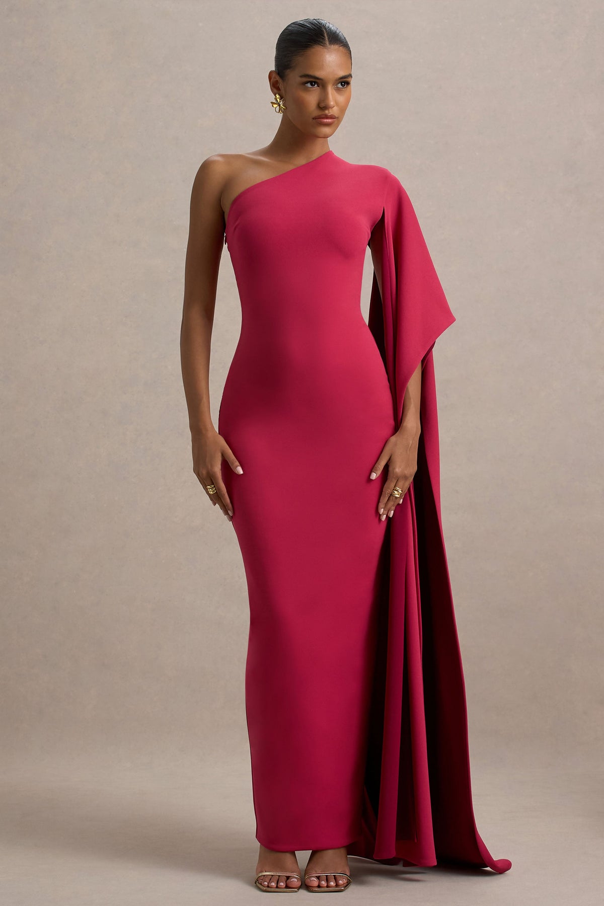 Lily | Asymmetrisches Maxikleid in Hot Pink und Burgunderrot mit Cape-Ärmel