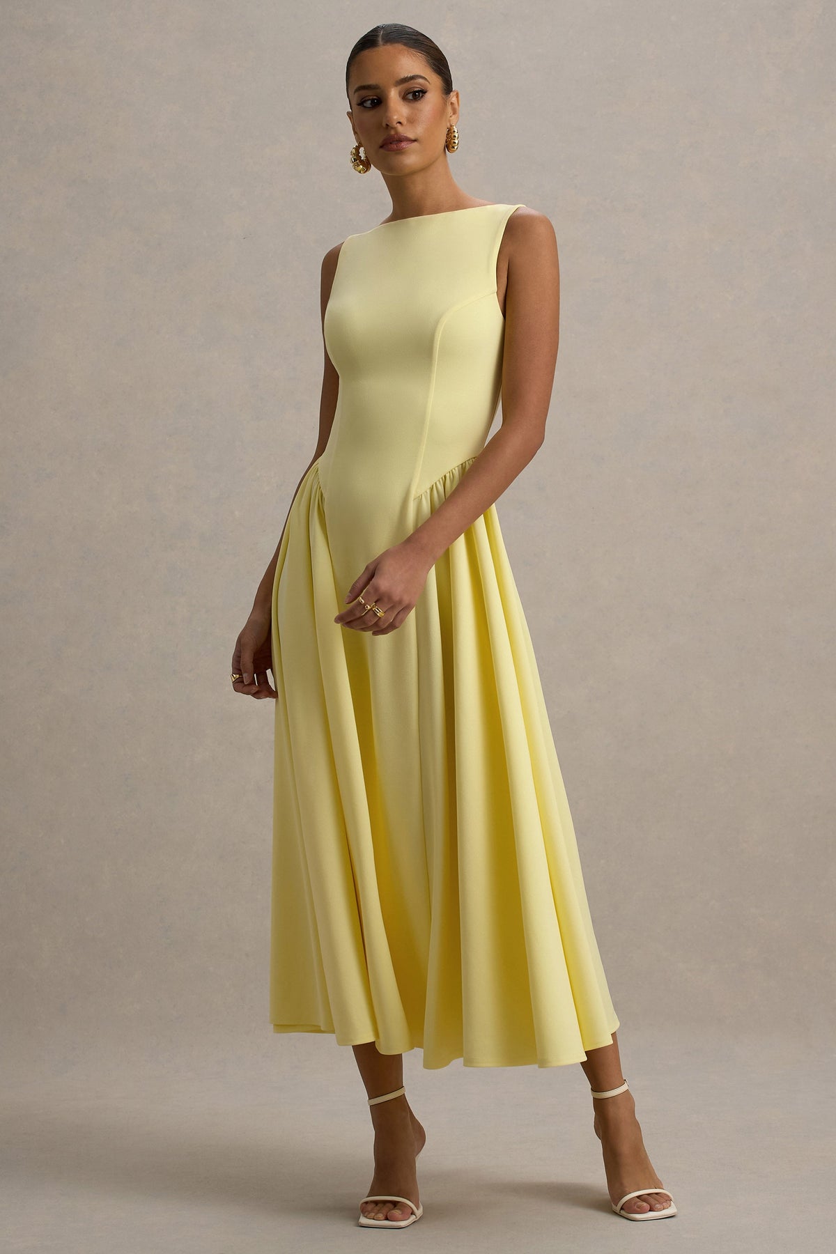 Muriel | Lemonfarbenes Midikleid mit U-Boot-Ausschnitt und voluminiertem Saum