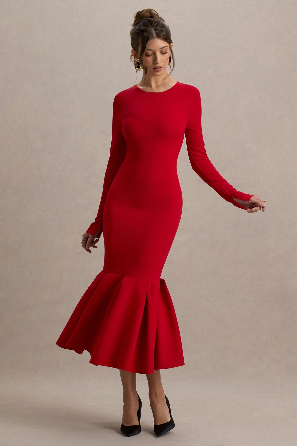 Liberty | Rotes Maxikleid im Meerjungfrauenschnitt mit hohem Kragen