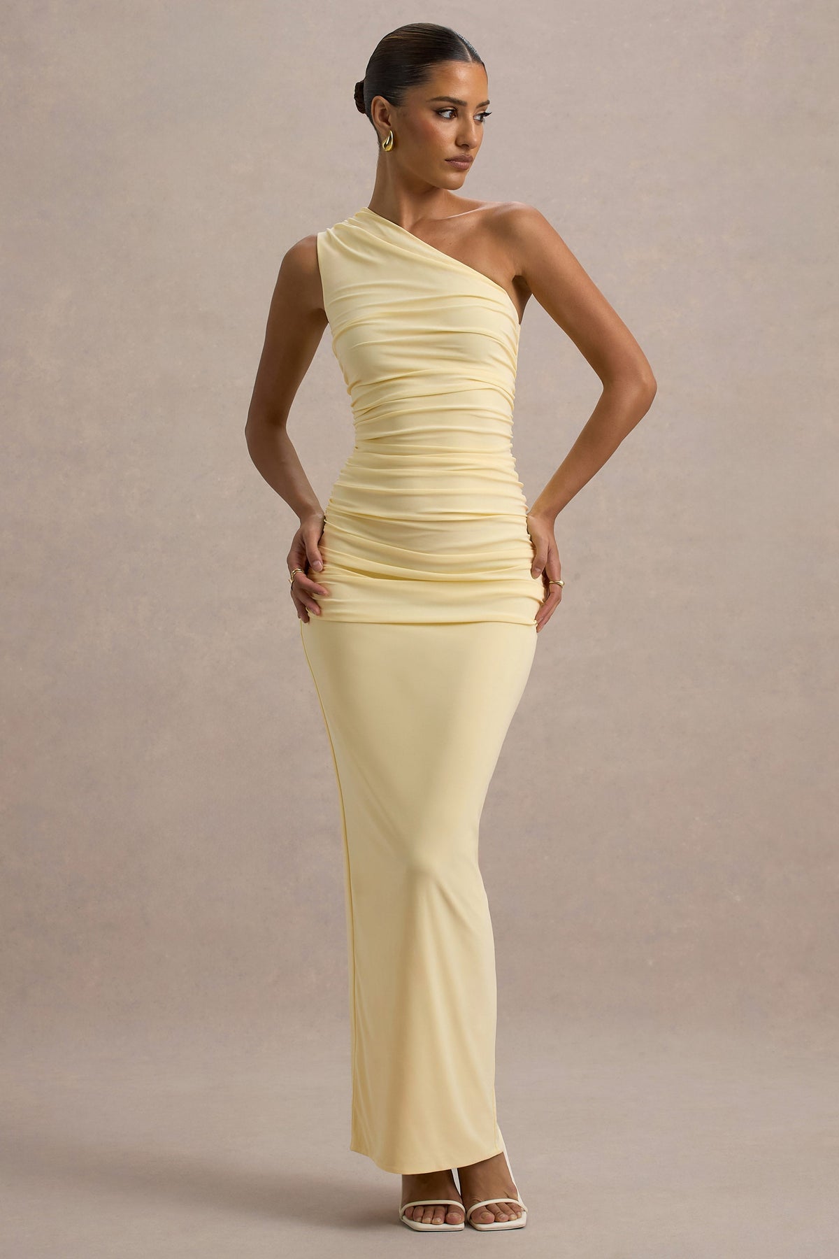 Dalarie | Helles Zitronenfarbenes One-Shoulder-Gerafftes Maxikleid