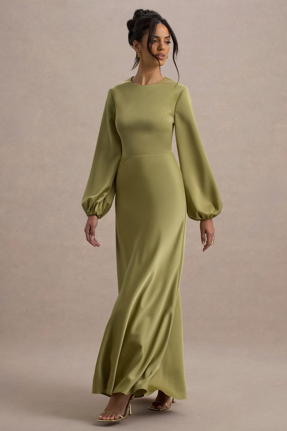 Crawley | Hellgrünes Satin-Maxikleid mit Puffärmeln