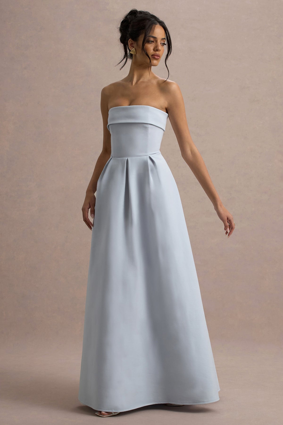 Maddalena | Puderblaues Bandeau Skater Maxikleid