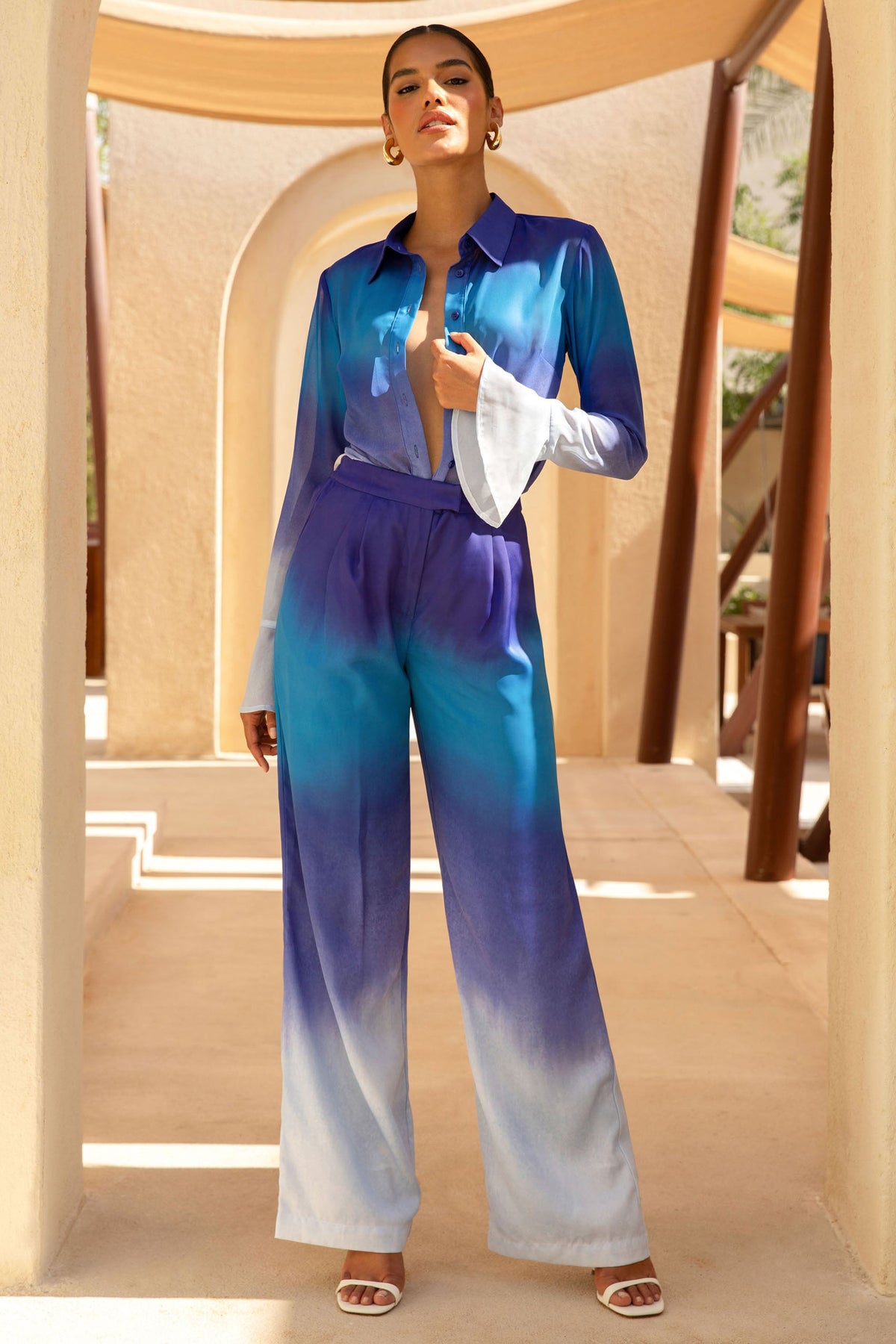 Last Light | Blaue Ombre-Satin-Hose mit weitem Bein