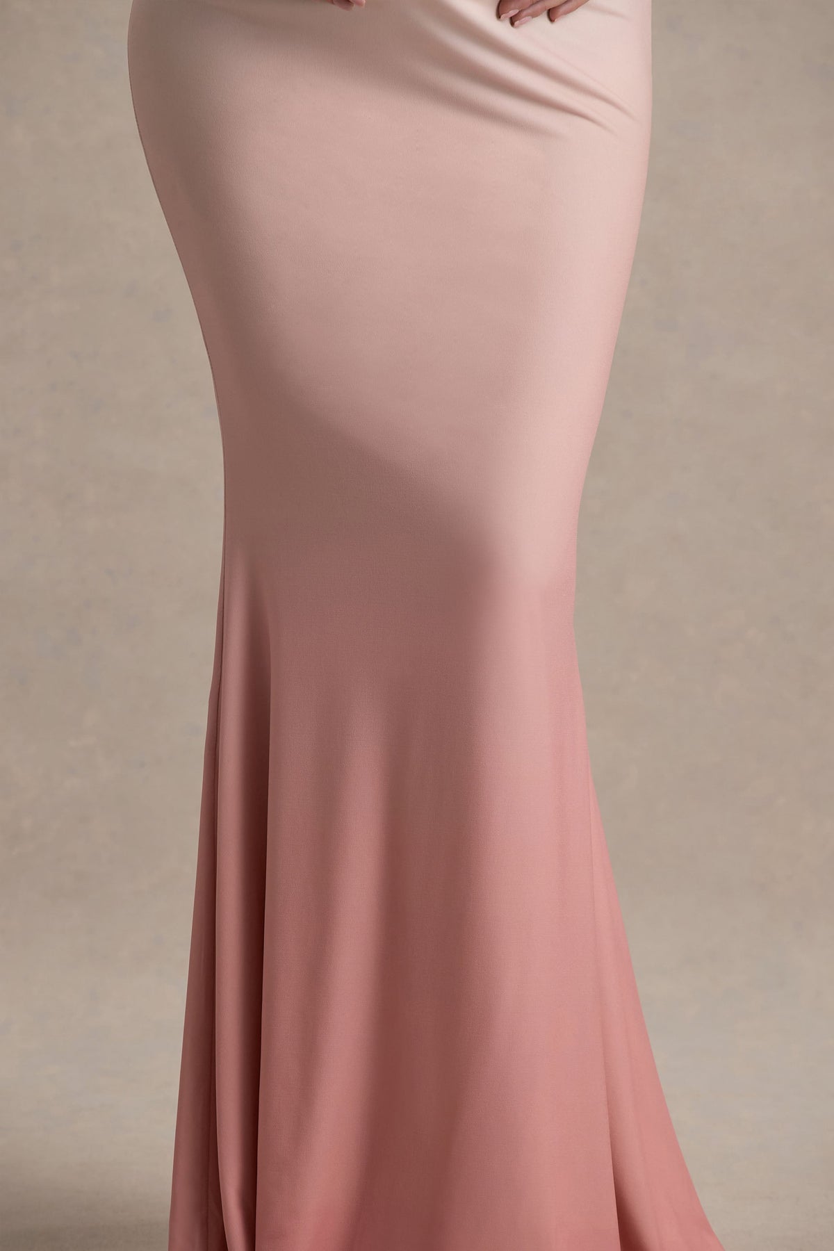 Sharnie | Pinkes Ombre trägerloses Umstands-Maxikleid
