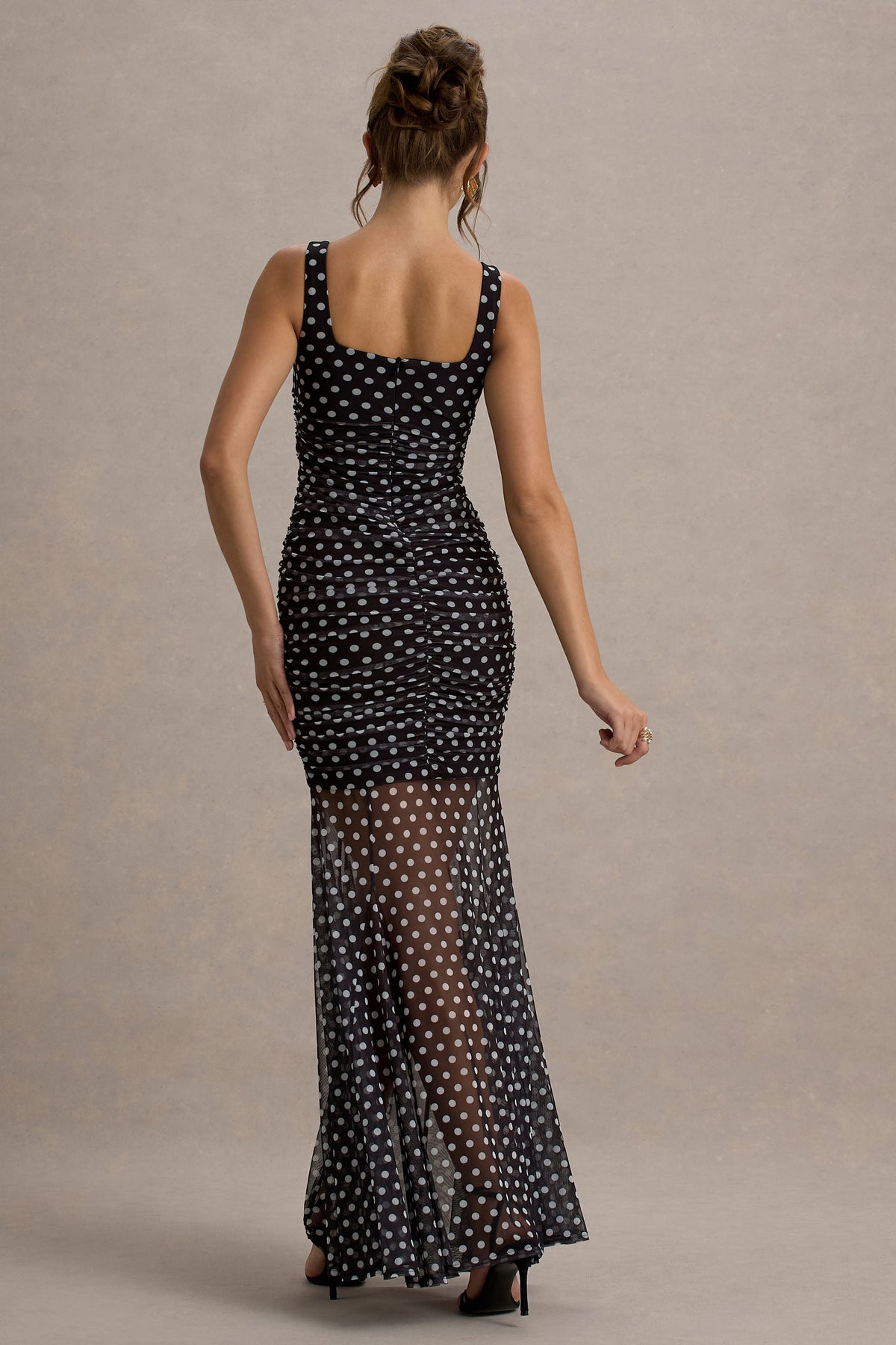 Galaxia | Schwarz-weißes Maxikleid mit Polka-Dots und Netzrock