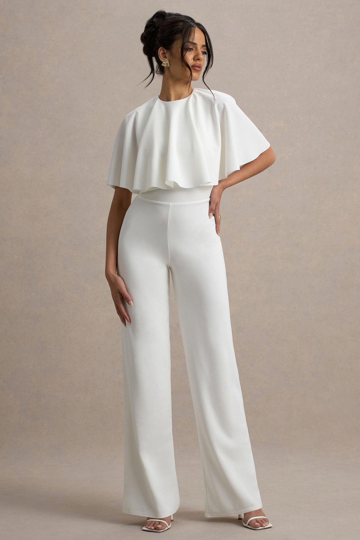 Leanna | Weißer Jumpsuit mit geradem Bein und Umhang
