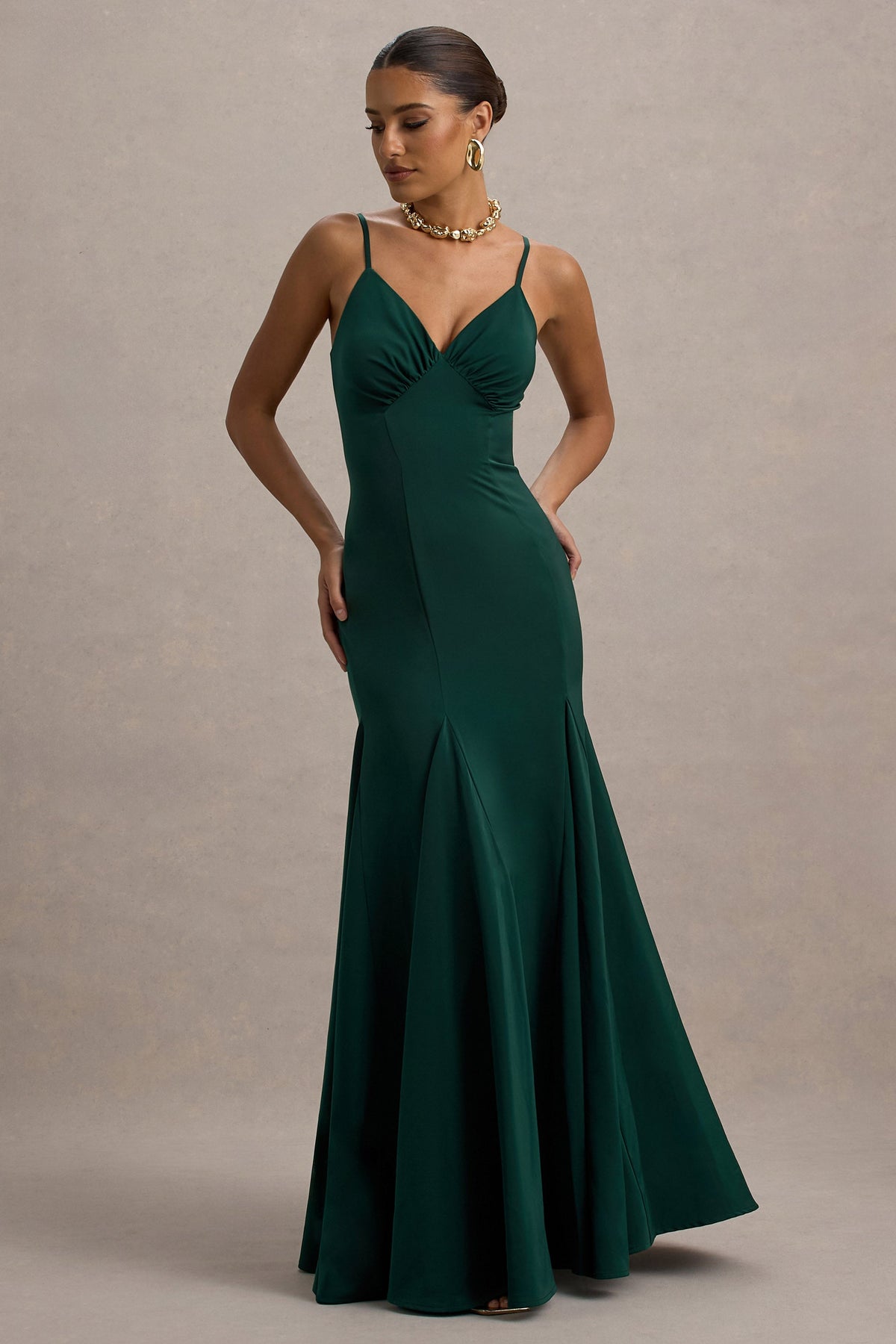 Ashly | Flaschengrünes Satin-Maxikleid mit Volumen-Saum