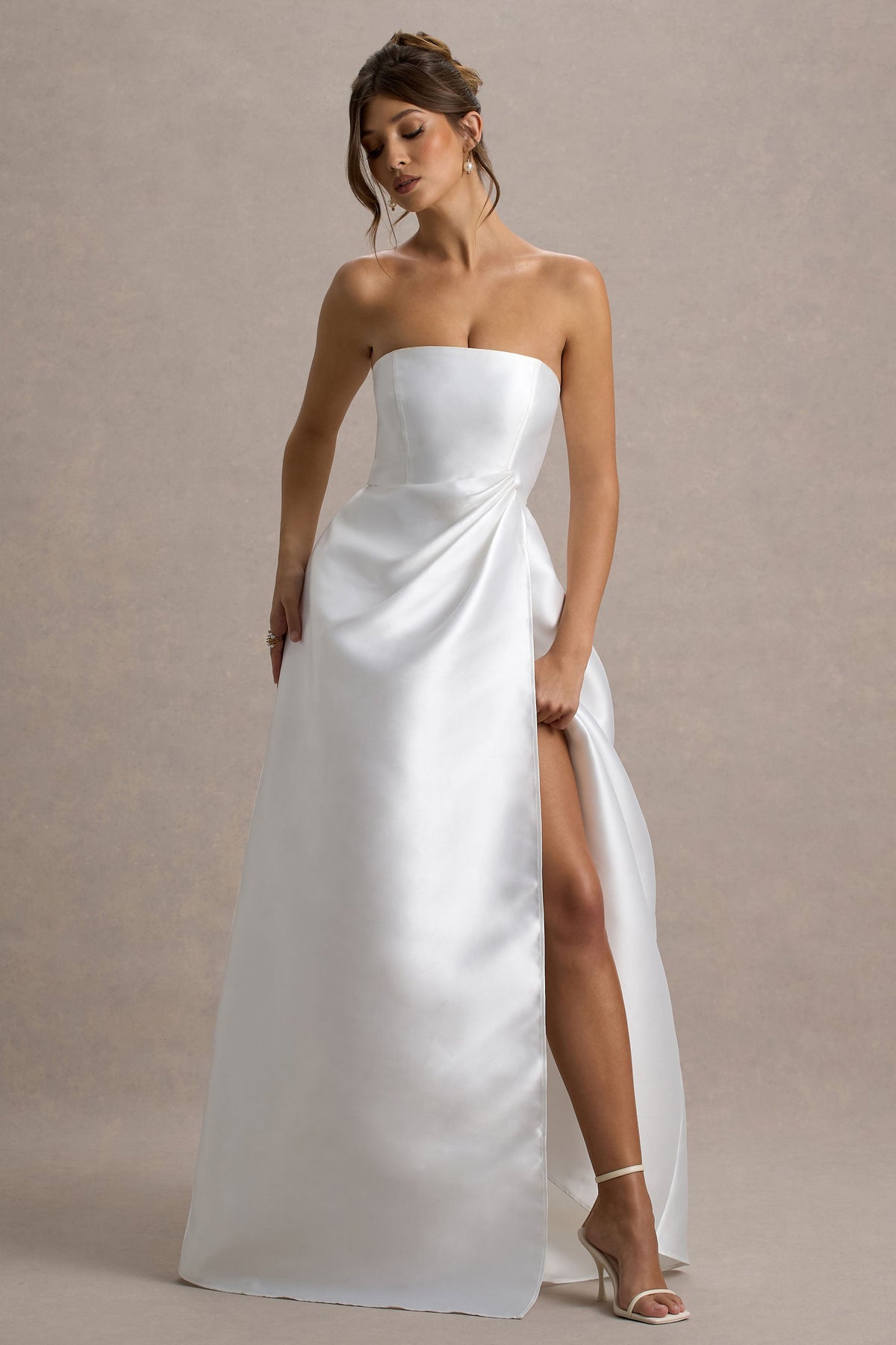 Universe | Weißes Bandeau-Maxikleid mit Schlitz und Puff-Rock