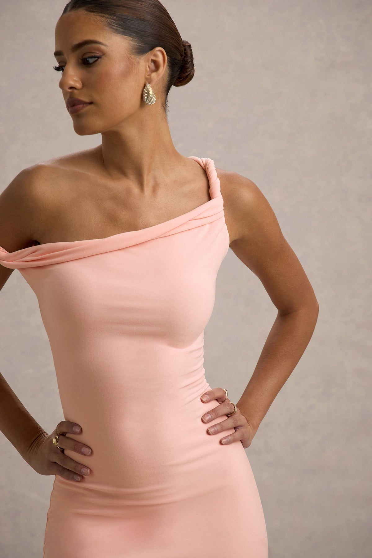 Salome | Rosa Asymmetrisches Midikleid mit verdrehten Details