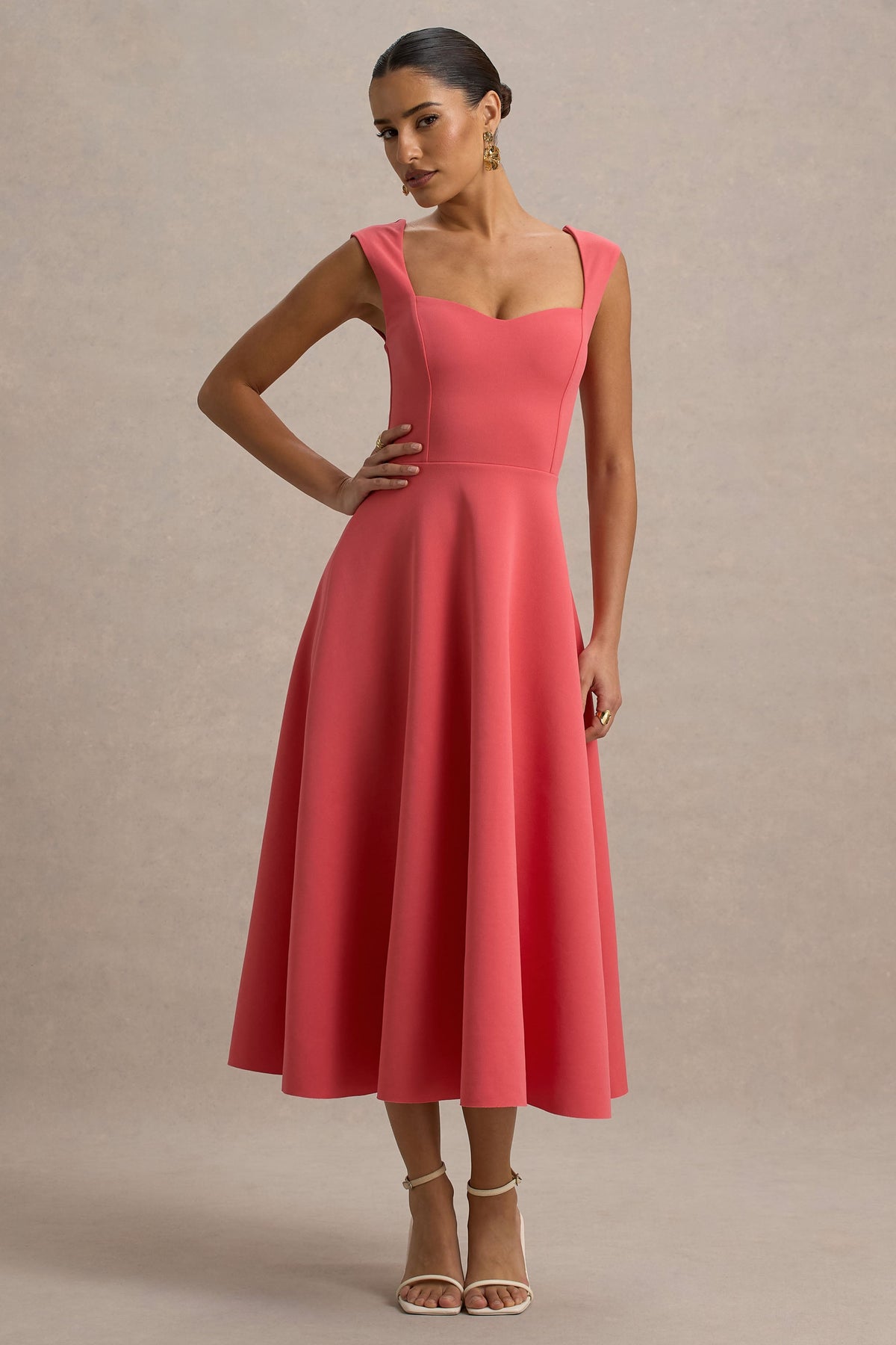 Andromeda | Coralrotes Midikleid mit Herzausschnitt