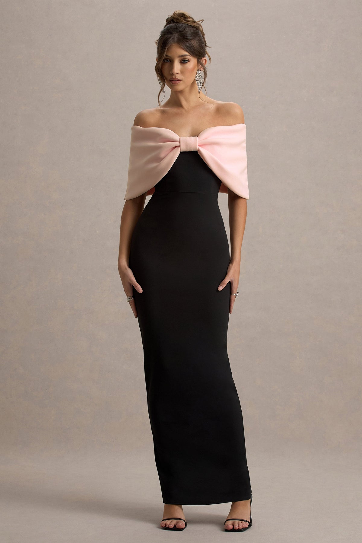 Cornelia | Rosa & Schwarzes Trägerloses Maxikleid mit Großer Schleife