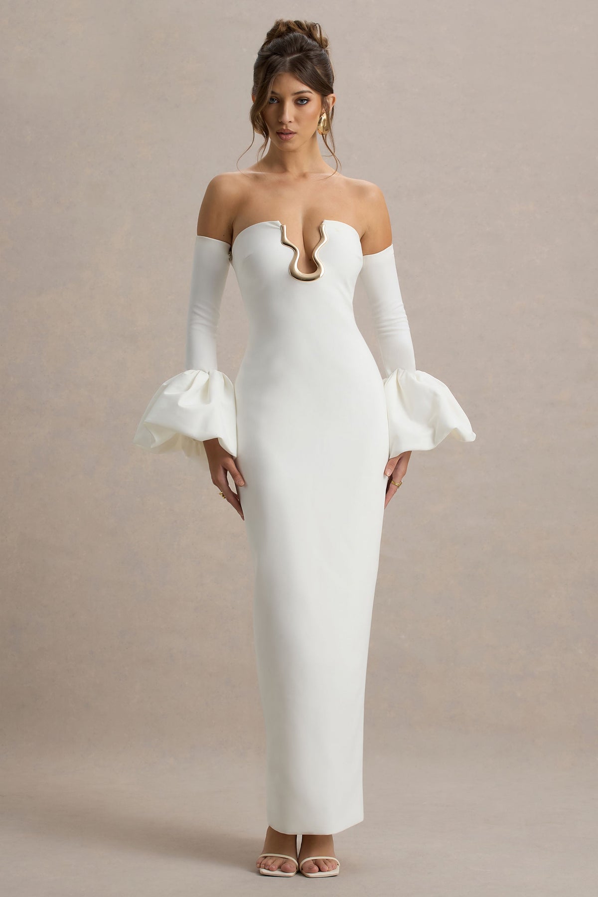 Annalisa | Cremefarbenes Bandeau-Maxikleid mit Satinmanschetten