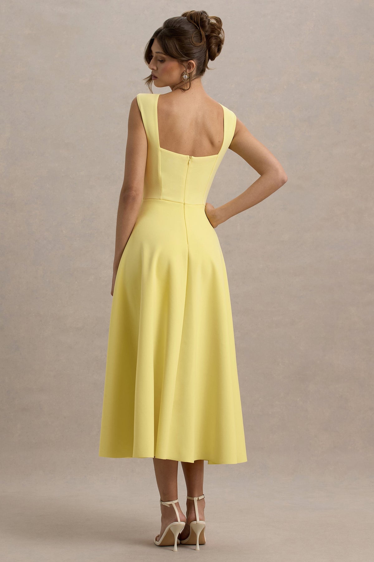 Andromeda | Zitronengelbes Midikleid mit Sweetheart-Ausschnitt