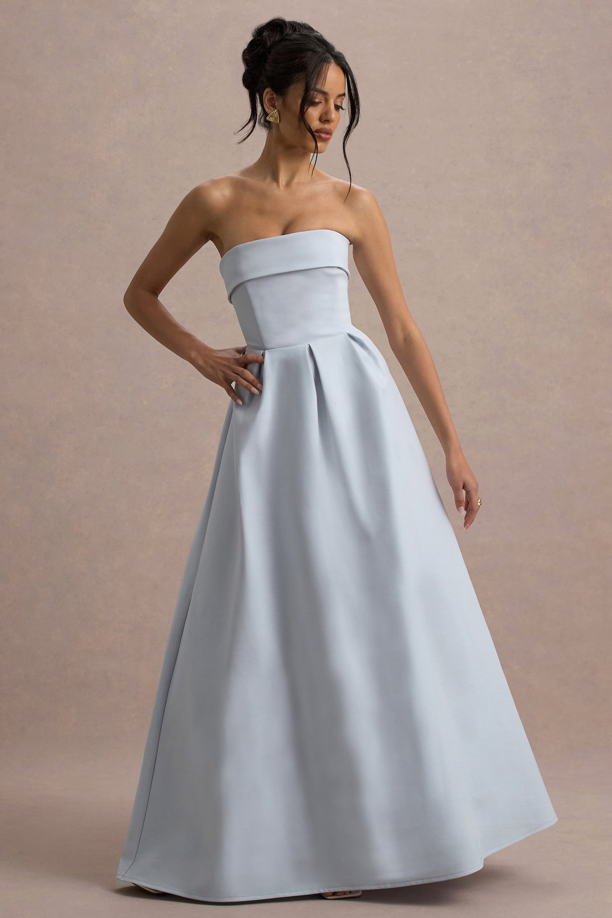 Maddalena | Puderblaues Bandeau Skater Maxikleid