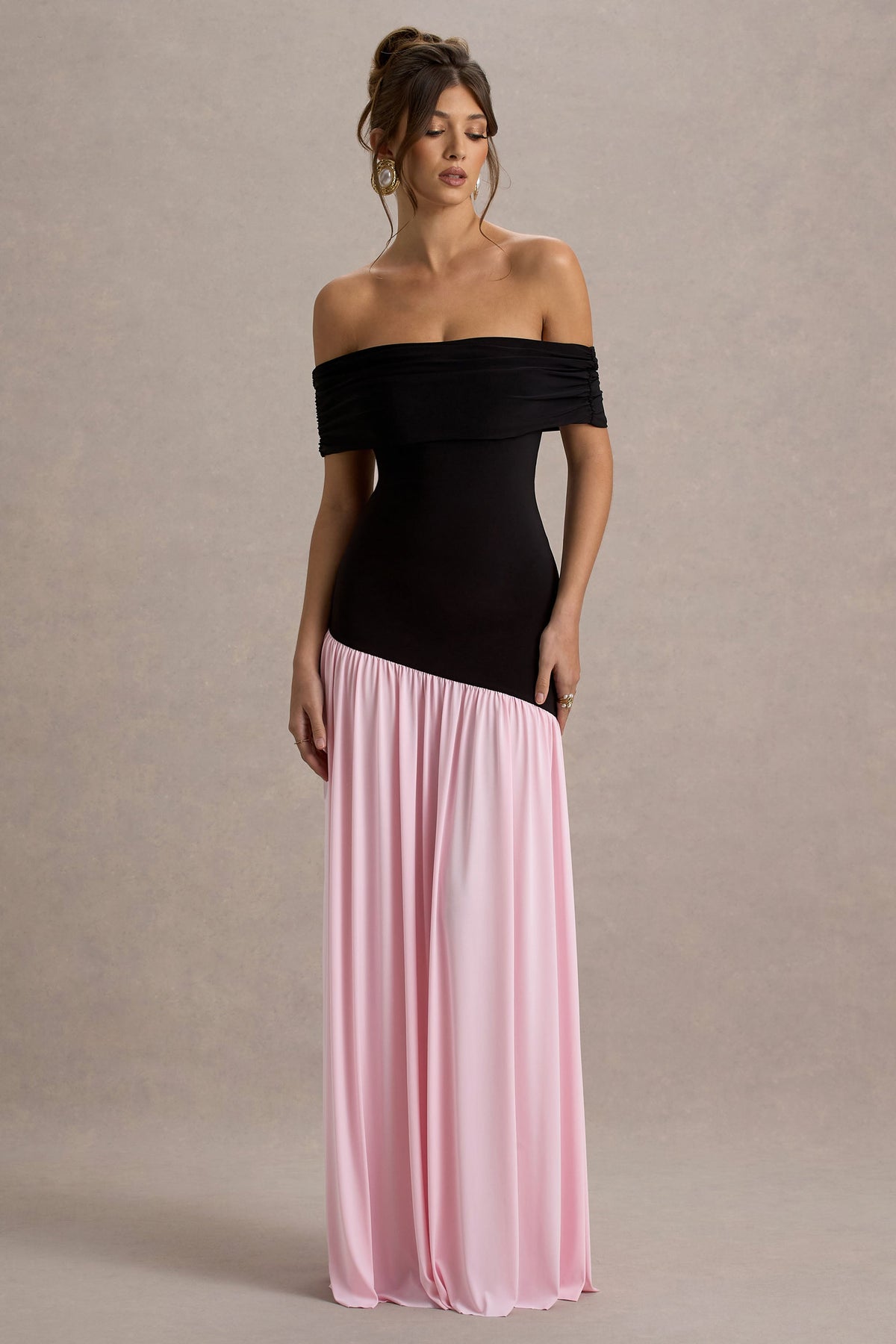 Venezia | Schwarz-Pinkes Bardot-Maxikleid mit Puffrock