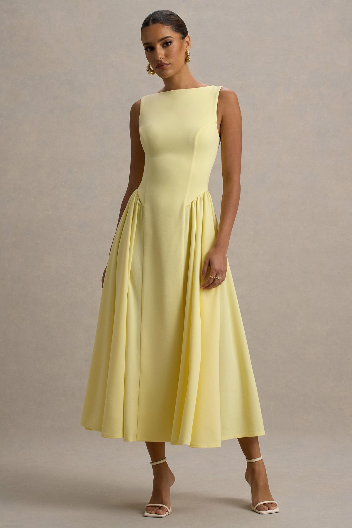 Muriel | Lemonfarbenes Midikleid mit U-Boot-Ausschnitt und voluminiertem Saum
