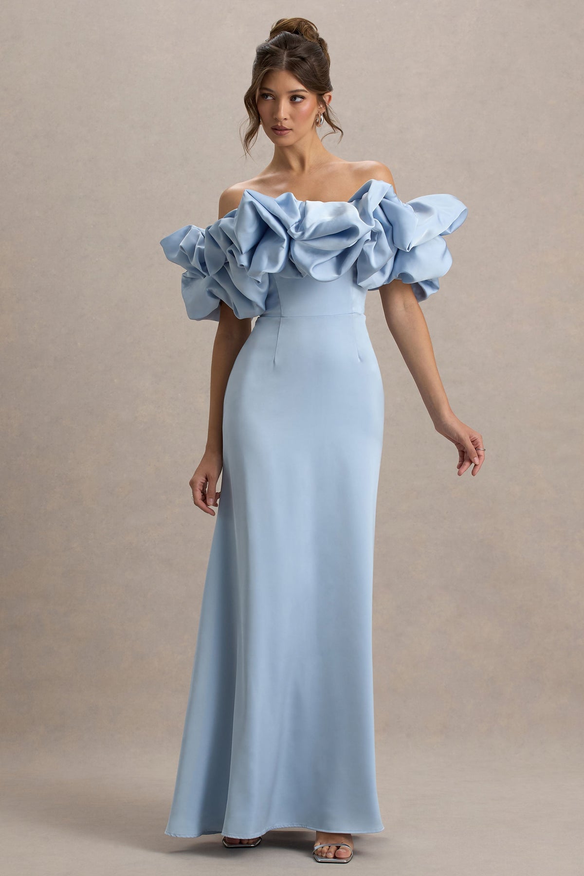 Allie | Puderblaues Bardot-Maxikleid mit Puffärmeln