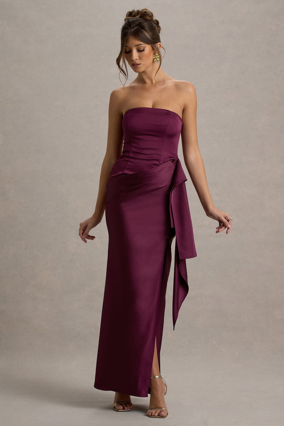 Loz | Burgunderrotes Satin-Bandeau-Drapiertes Maxikleid