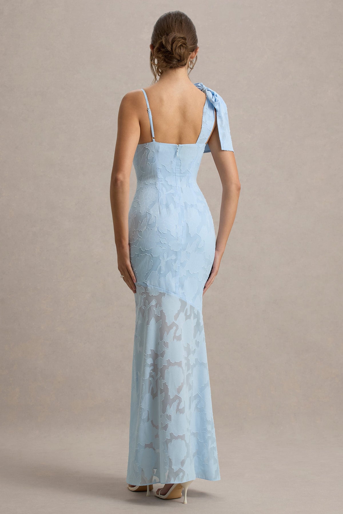 Chyna | Hellblaues Maxikleid mit Wasserfallausschnitt und Schleifenträger