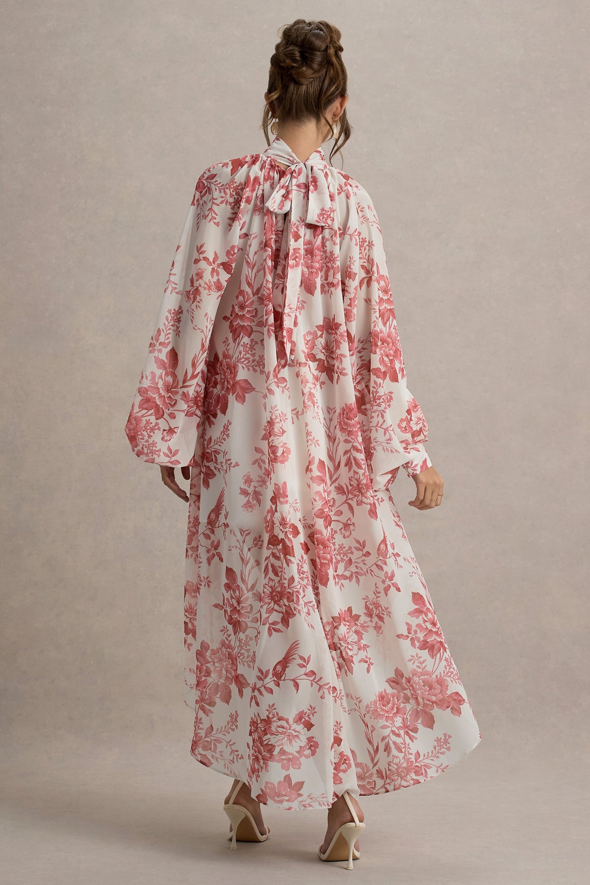 Delphia | Pinkfarbenes Maxikleid mit Porzellan-Print, hohem Kragen und High-Low-Saum