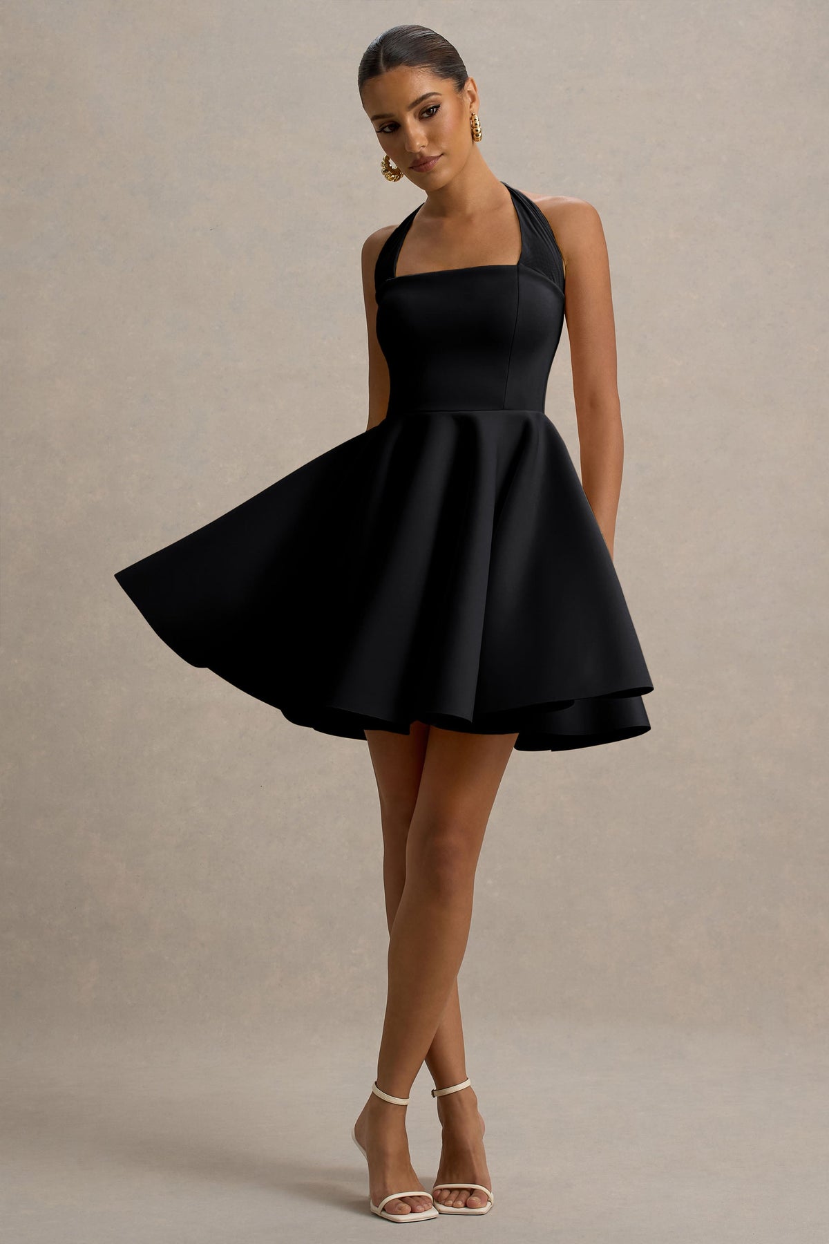 Peggy | Schwarzes Skater-Minikleid mit Halterneck